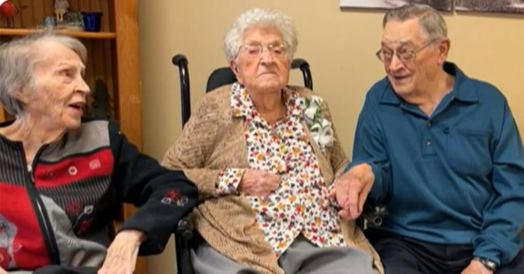 Oldest person in the US celebrates her 115th birthday with her children, the eldest of whom is 90