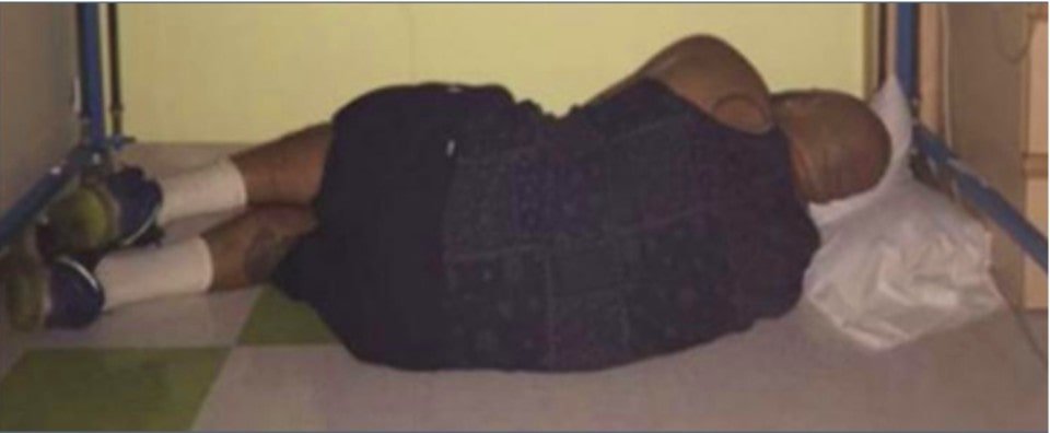 She secretly snapped a picture of her husband and put it on the internet, but it quickly went viral.