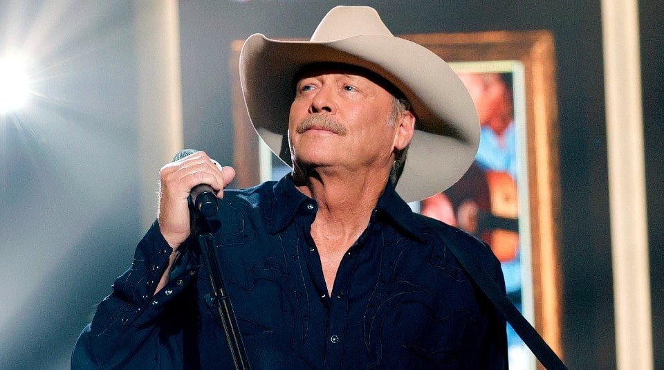 Alan Jackson makes a heartbreaking statement concerning his health.