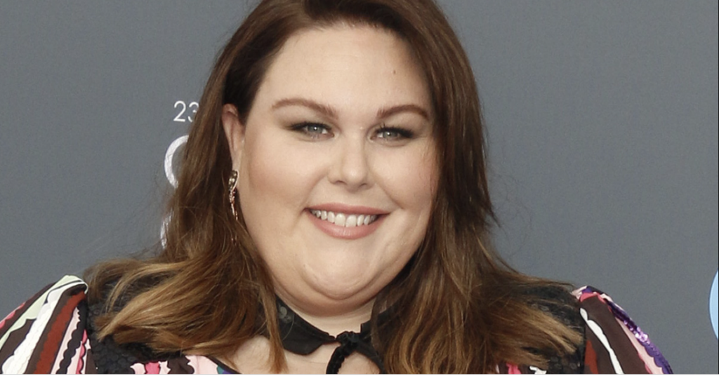 Chrissy Metz posts new pictures, following inspirational weight-loss journey