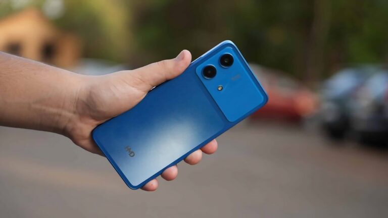 Budget smartphone comparison featuring HMD Vibe 2 5G, Redmi, and Realme with focus on performance, camera, battery, and 5G features.