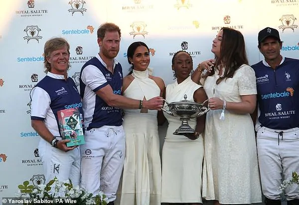 The group eventually found the space to celebrate on stage